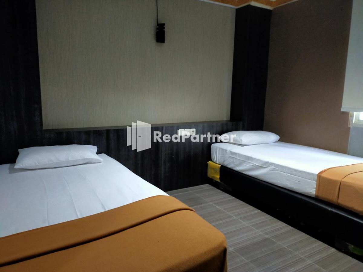 Hotel Ayu Lestari Ternate Redpartner Екстериор снимка